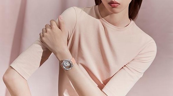 愛彼（Audemars Piguet）千禧系列女裝腕表推系列全新色彩表帶