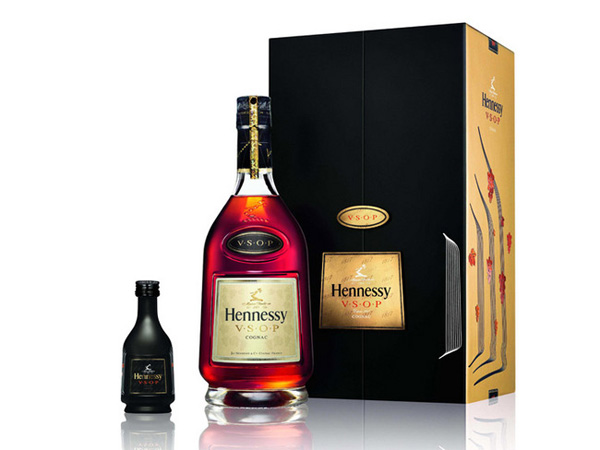 Hennessy 推出多款2013年限量版中秋獻(xiàn)禮