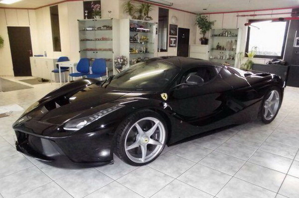 法拉利LaFerrari 迪拜網(wǎng)站開價261萬歐元