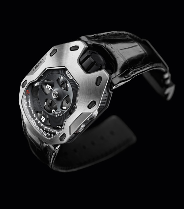 URWERK UR-105M：鐵甲騎士，時(shí)間之光