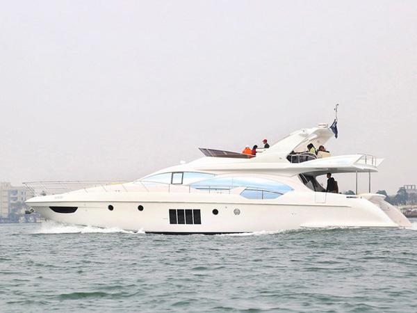 Azimut 70：意大利的率性紳士