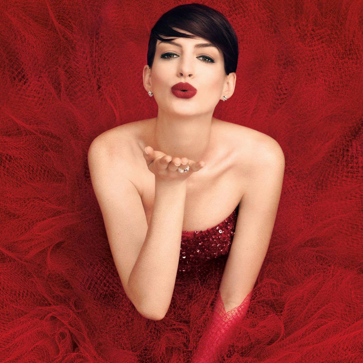 Anne Hathaway《Harper’s Bazaar》美國版2014年11月號(hào)