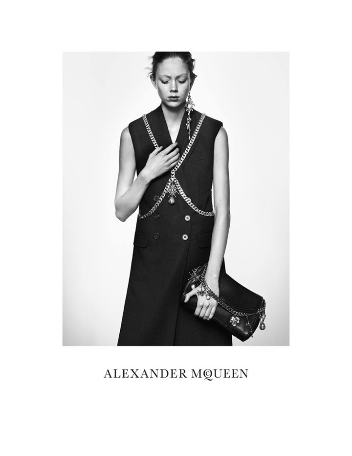 Alexander McQueen 2016春夏系列廣告大片