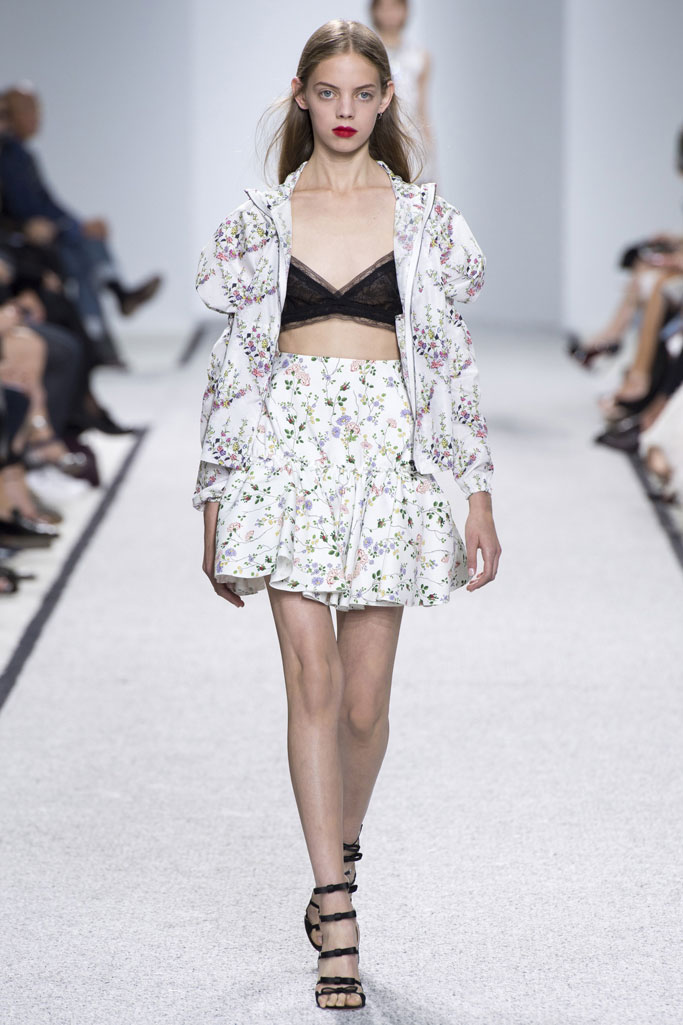 Giambattista Valli 2017春夏流行發(fā)布