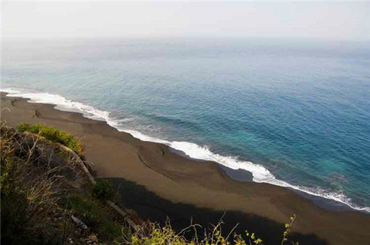 當(dāng)一回避年族 春節(jié)飛赴迷人海島