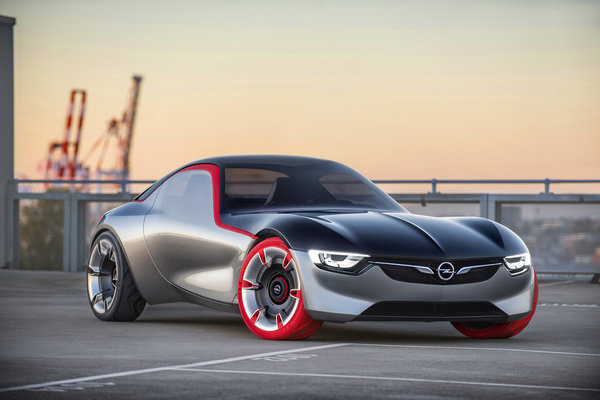 全新OPEL GT Concept 破繭登場