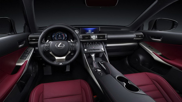 LEXUS IS亮相北京車展 全新外觀設(shè)計(jì)