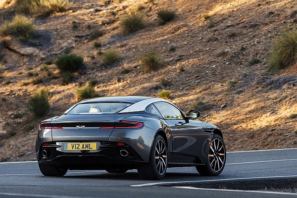 Aston Martin DB11 挺進古德伍德