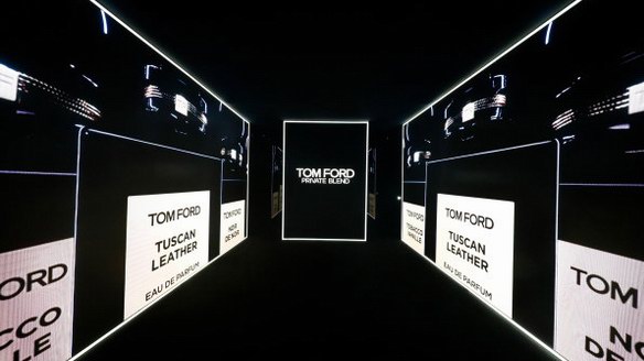 告別街香很簡單！快跟著明星入手TOM FORD私人調(diào)配香水！ 