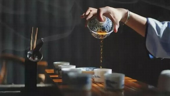 茶語：茶等懂它的人，人等傾心的茶