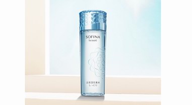 大油田難有精致妝？SOFINA 蘇菲娜的夏日持妝好物來(lái)襲