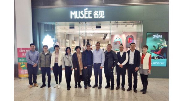 MUSéE名見攜手萬商俱樂部成功舉辦“商業(yè)地產(chǎn)商圓桌私享會”