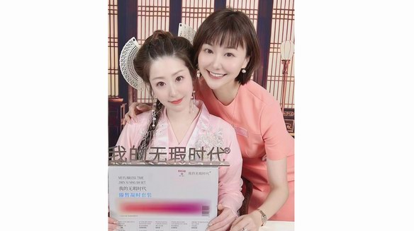 我的無瑕時(shí)代?代言人——李卉時(shí)隔21年再次扮演“陸湘湘”一顰一笑網(wǎng)友直呼爺青回！