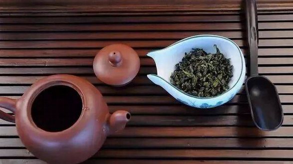 關(guān)于茶的名人名言：喝茶，漲知識(shí)；知茶，懂生活！