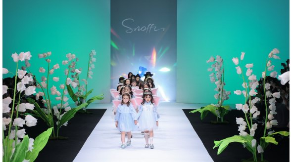 上海時(shí)裝周KIDS WEAR現(xiàn)首家童鞋設(shè)計(jì)師品牌SNOFFY斯納菲