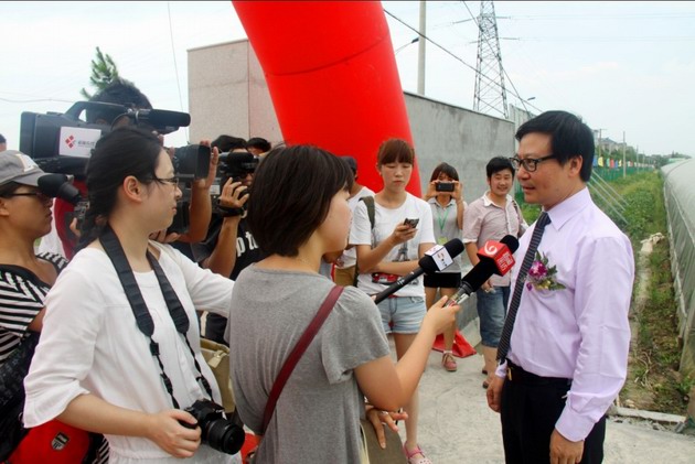 開元酒店集團總經理陳妙強接受媒體采訪 攝/傅燕